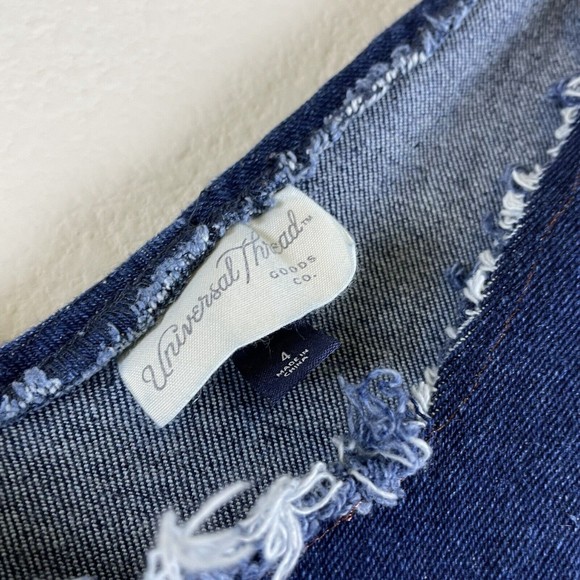 Universal Threads Denim Jumpsuit Womens 4 Sleeveless Button Front Frayed Boho - Picture 2 of 12